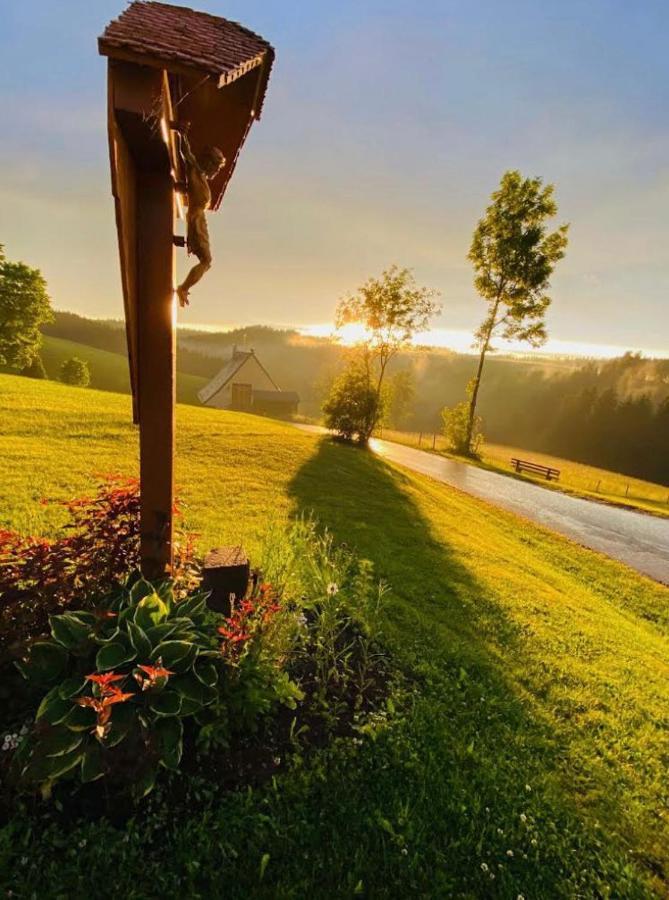 Thaelerhaeusle Hotel ฟวร์ตวานเงน ภายนอก รูปภาพ